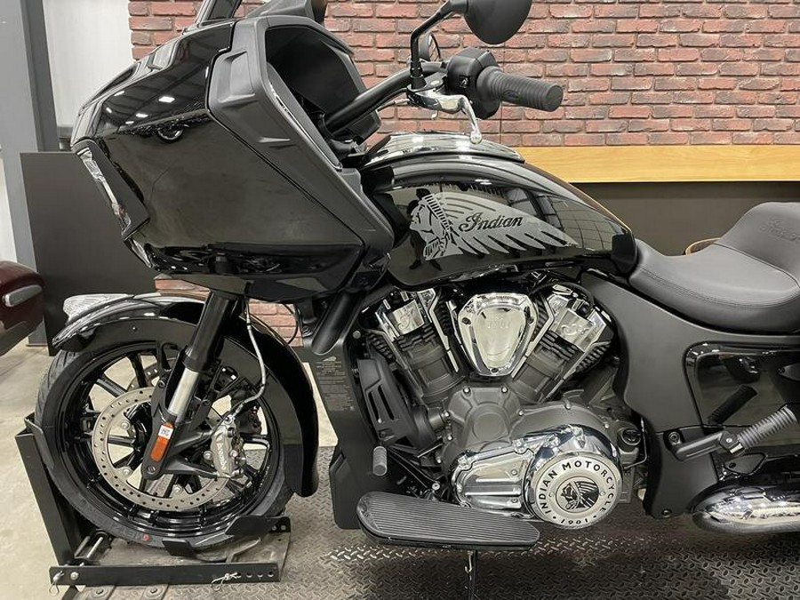 2024 Indian Motorcycle® Challenger® Black Metallic