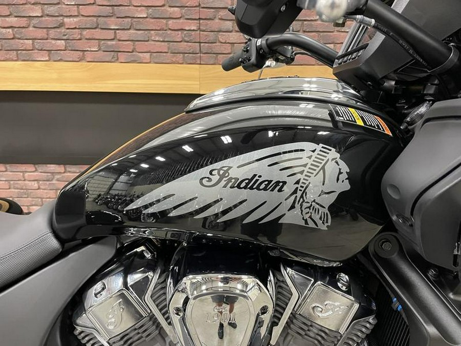 2024 Indian Motorcycle® Challenger® Black Metallic