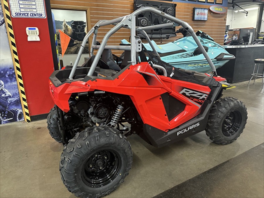 2026 Polaris RZR 200 EFI