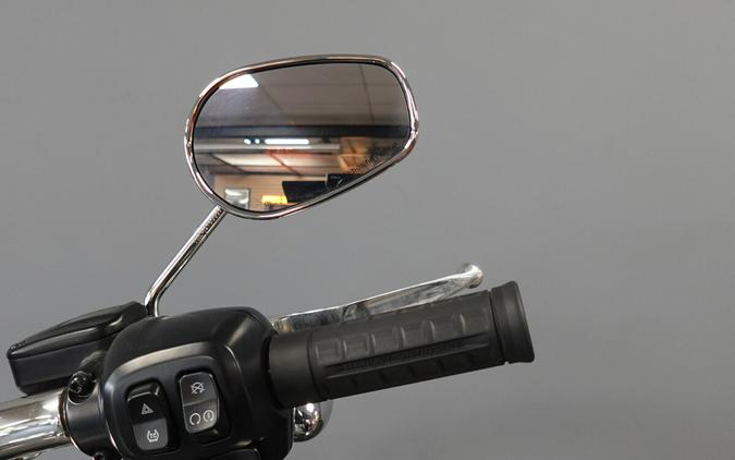 2025 Harley-Davidson Breakout