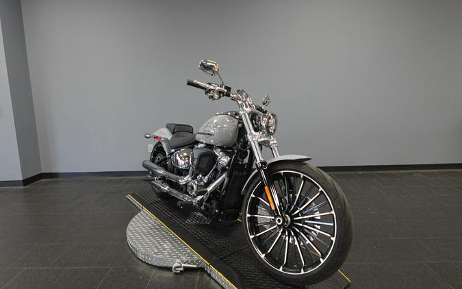 2025 Harley-Davidson Breakout