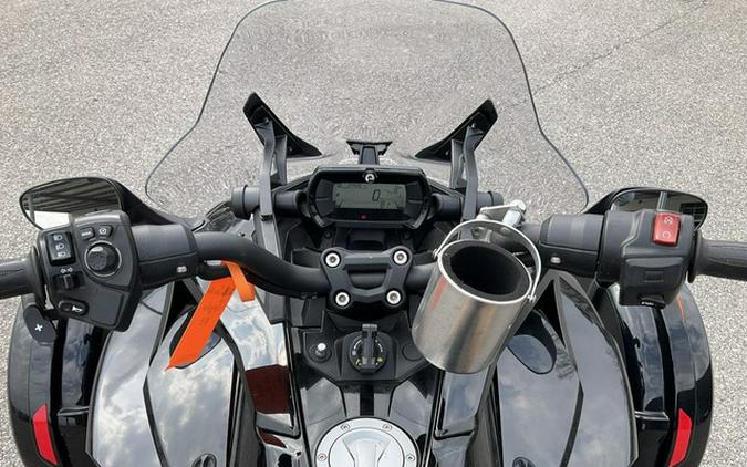 2021 Can-Am Spyder F3 SE6