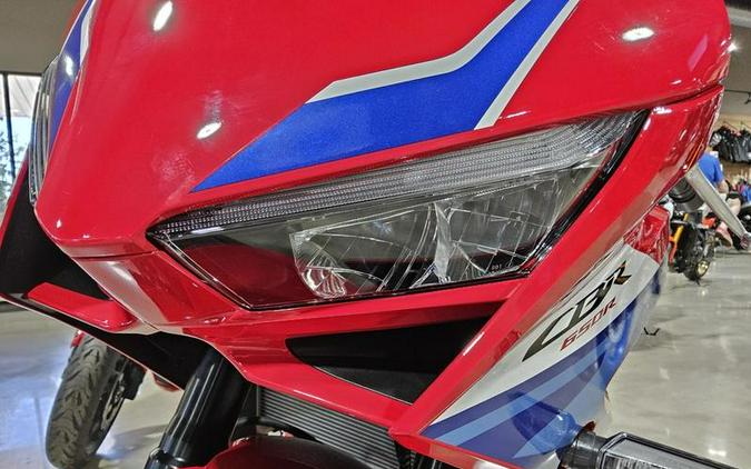 2026 Honda® CBR650R E-Clutch
