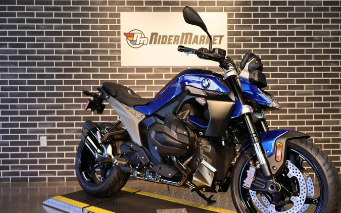 2026 BMW R 1300 R