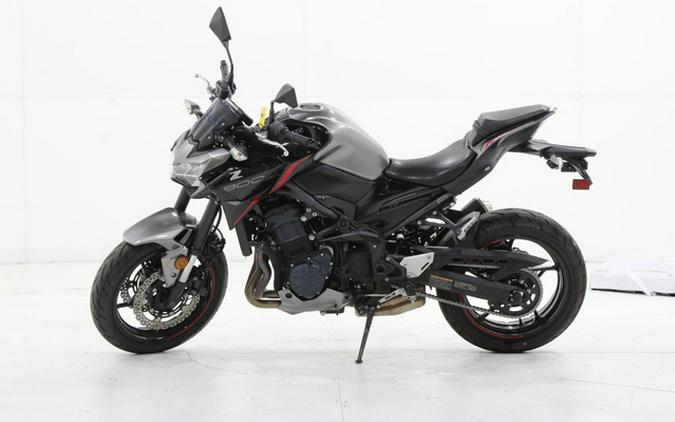 2023 Kawasaki Z900 ABS Metallic Black/Graphite Gray/Flat Black