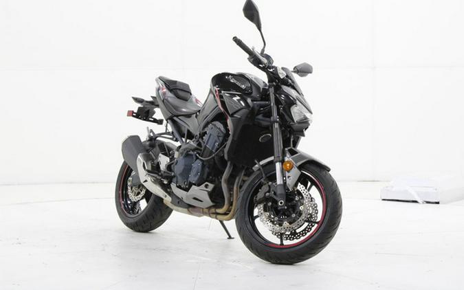 2023 Kawasaki Z900 ABS Metallic Black/Graphite Gray/Flat Black