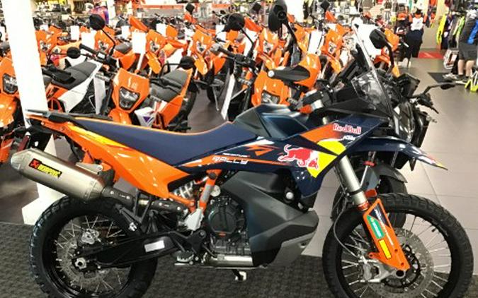 2027 KTM 890 Adventure R Rally