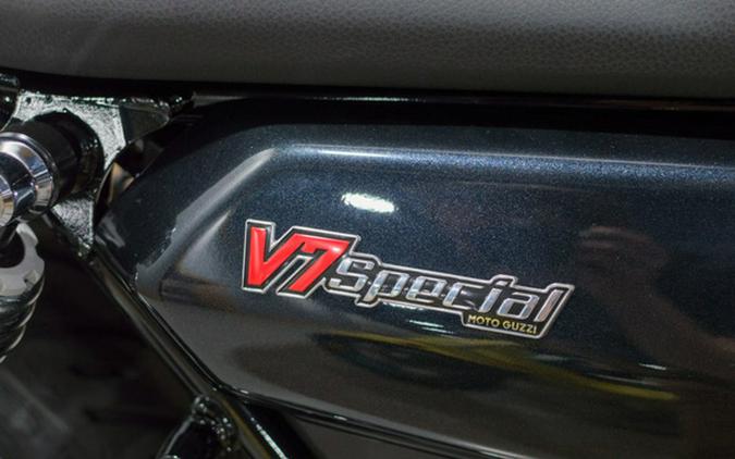2023 Moto Guzzi V7 Special