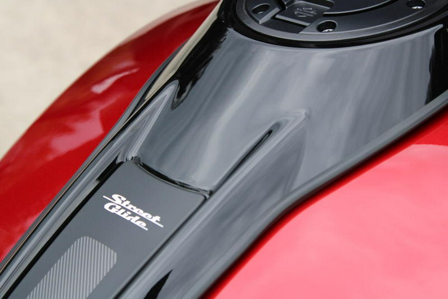 2025 Harley-Davidson® FLHX - Street Glide®