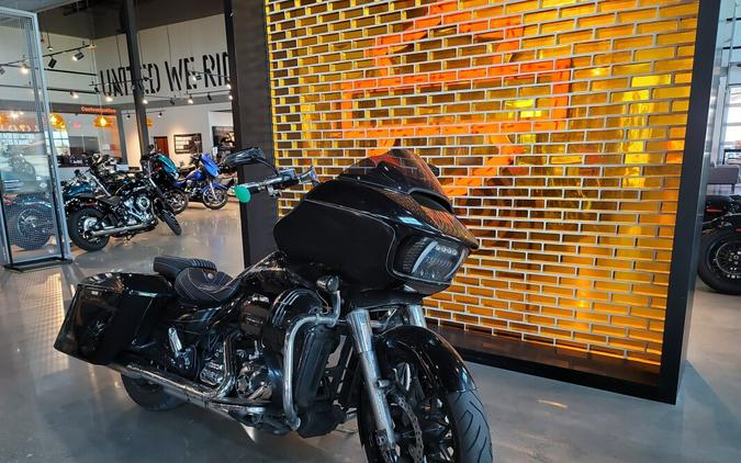 FLTRXS 2016 Road Glide® Special