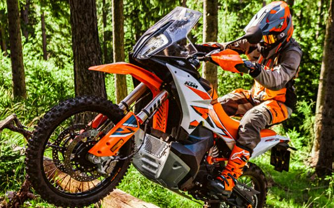 2023 KTM 890 Adventure R