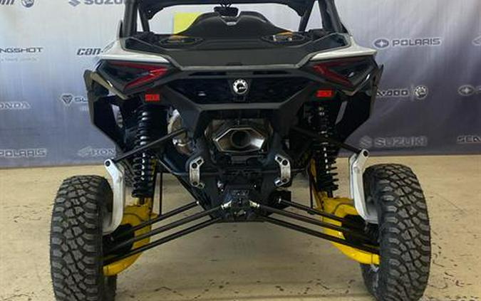 2024 Can-Am Maverick R