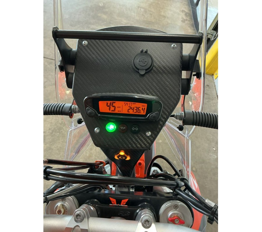 2023 KTM 690 Enduro R