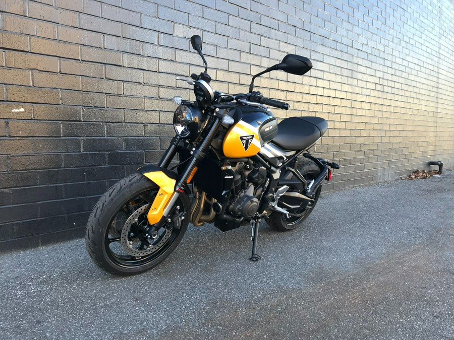2025 Triumph Trident 660