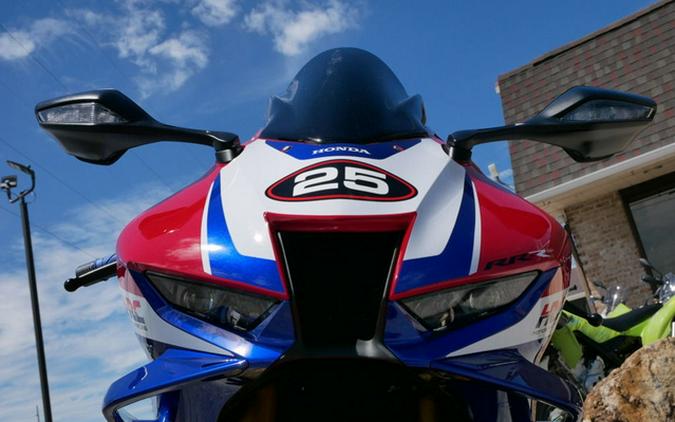 2025 Honda CBR1000RR-R Fireblade SP