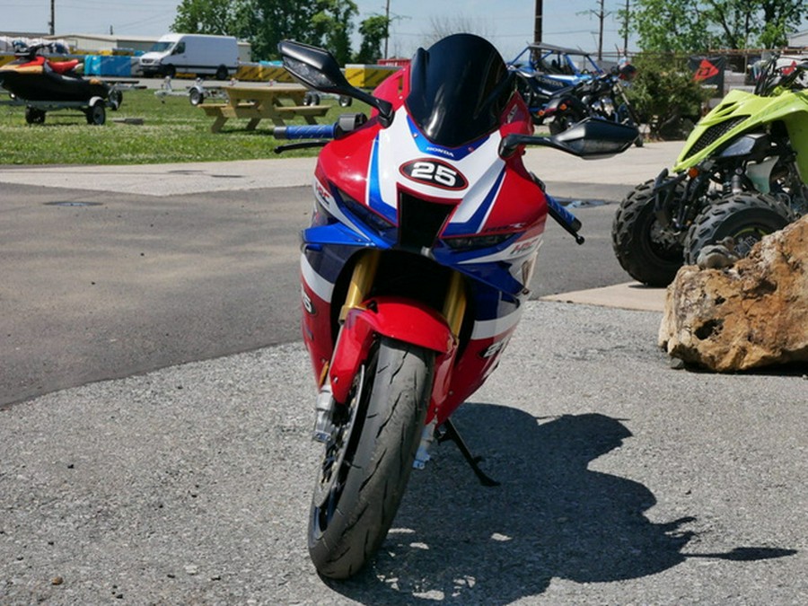 2025 Honda CBR1000RR-R Fireblade SP