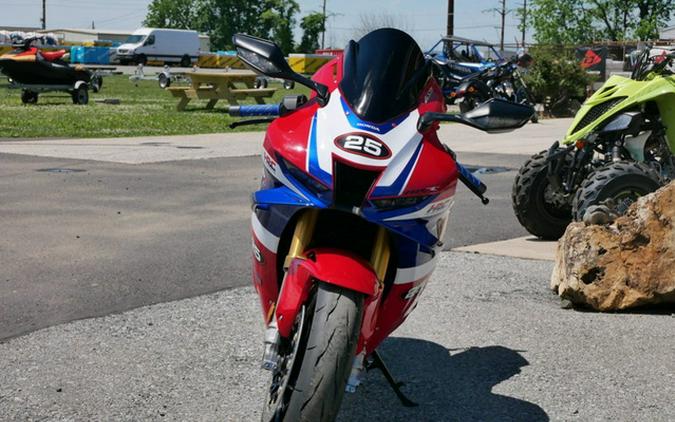 2025 Honda CBR1000RR-R Fireblade SP