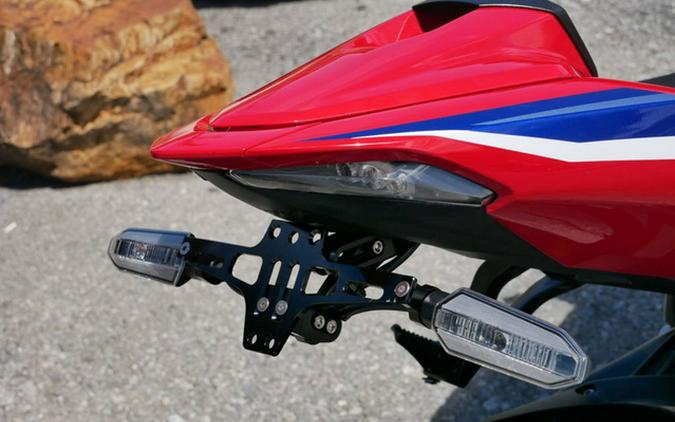 2025 Honda CBR1000RR-R Fireblade SP