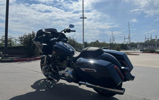 2025 Harley-Davidson® Road Glide® FLTRX Vivid Black