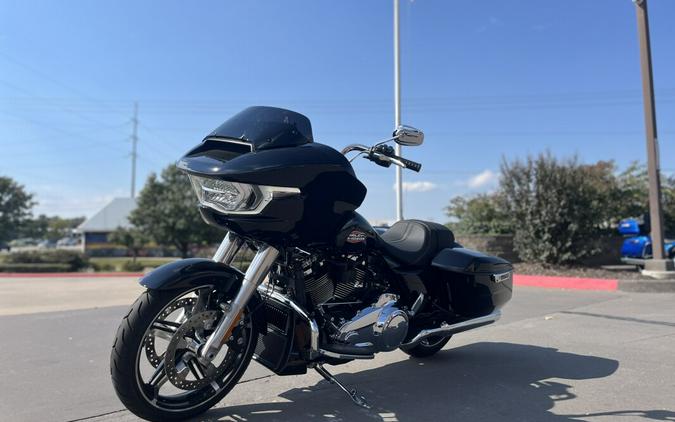 2025 Harley-Davidson® Road Glide® FLTRX Vivid Black