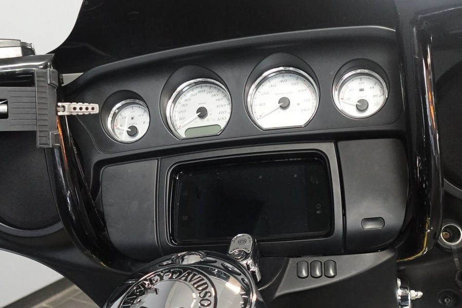 2019 Harley-Davidson Street Glide FLHX