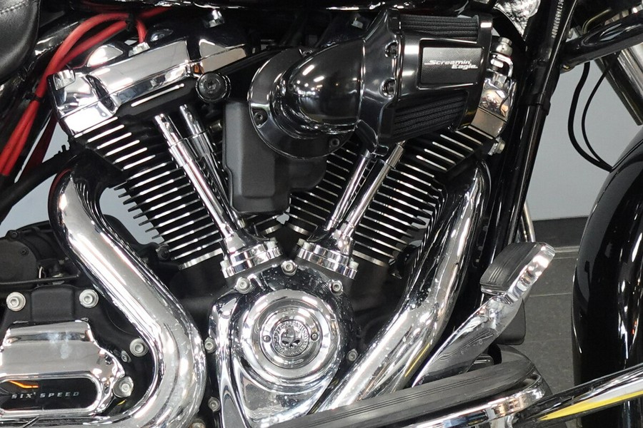 2019 Harley-Davidson Street Glide FLHX