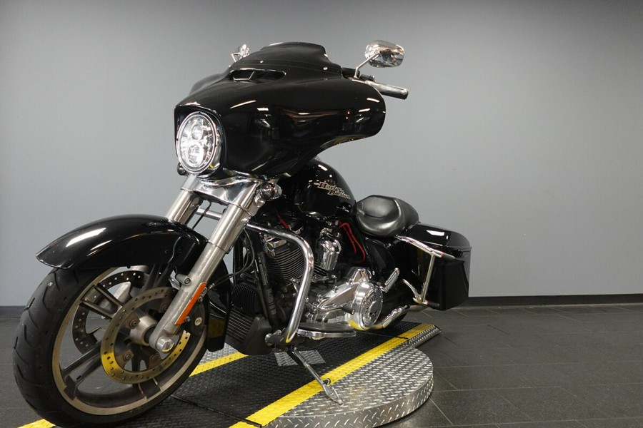 2019 Harley-Davidson Street Glide FLHX