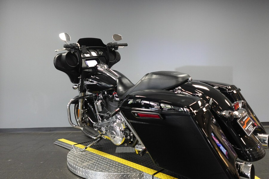 2019 Harley-Davidson Street Glide FLHX