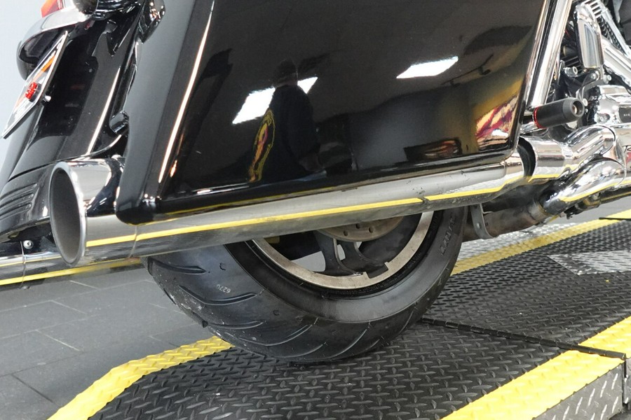 2019 Harley-Davidson Street Glide FLHX