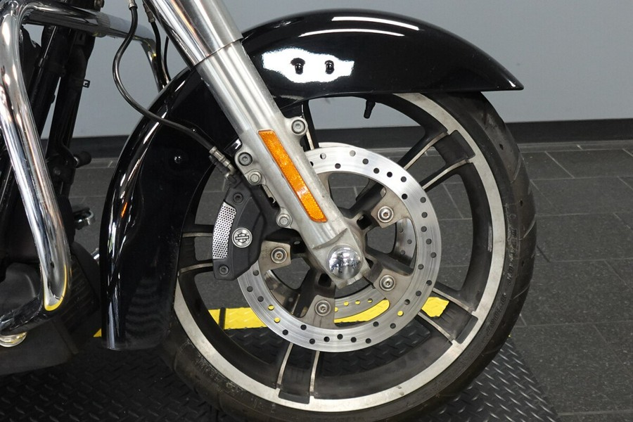 2019 Harley-Davidson Street Glide FLHX