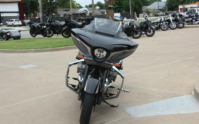 2016 VICTORY MAGNUM BLACK and GRAY