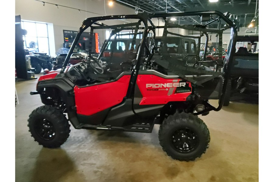 2024 Honda Pioneer 1000-5 Deluxe