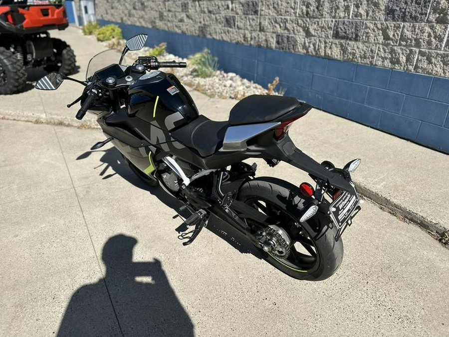 2022 CFMoto 300SS