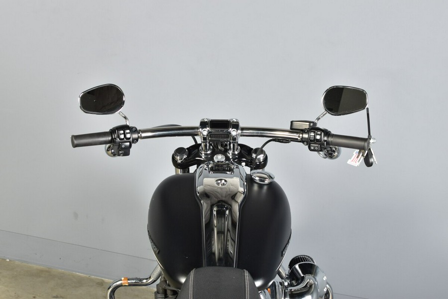 2023 Harley-Davidson Breakout