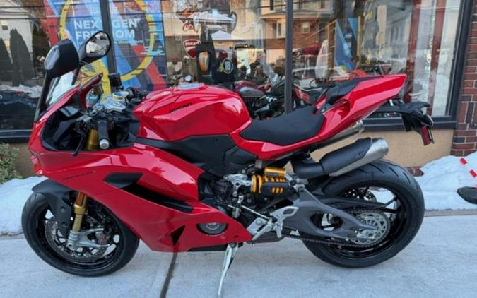 2026 Ducati Panigale V2 S