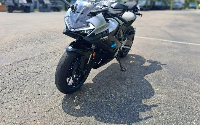 2025 CFMOTO 675SS