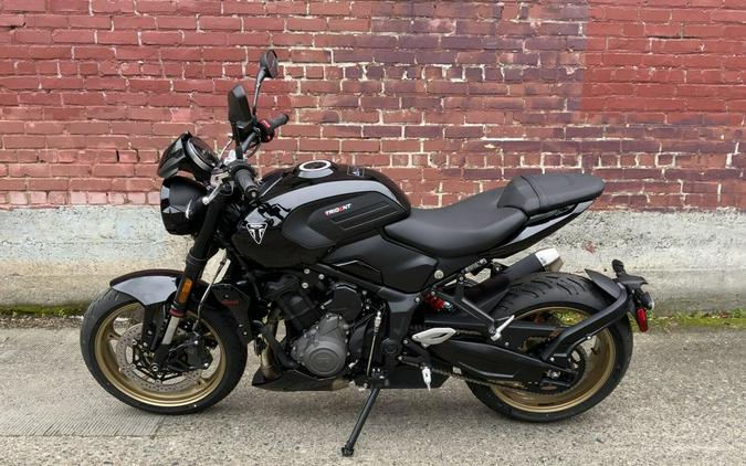 2027 Triumph TRIDENT 800