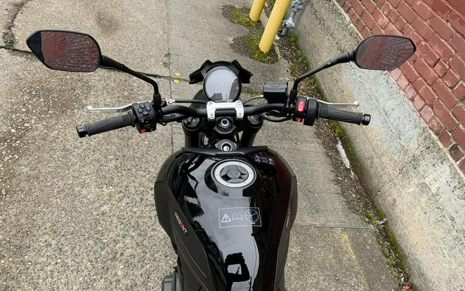 2027 Triumph TRIDENT 800