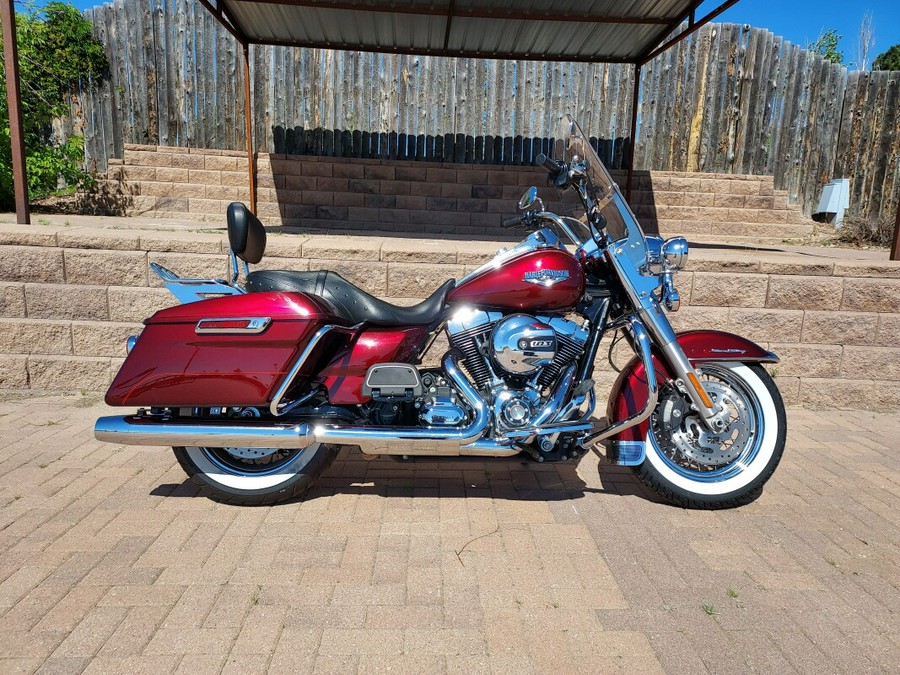 2014 Harley-Davidson Road King Mysterious Red Sunglo