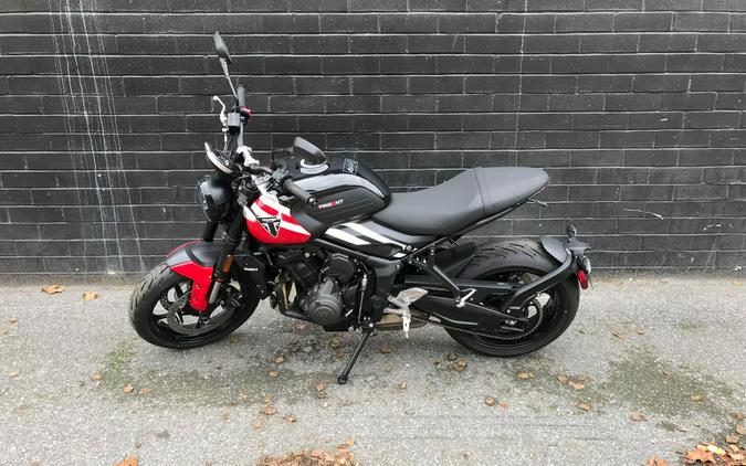 2025 Triumph Trident 660