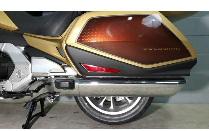2025 Gold Wing® DCT TOUR 50th Anniversary - Honda