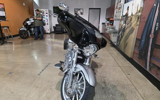 2014 Yamaha Stratoliner S XV19CTS