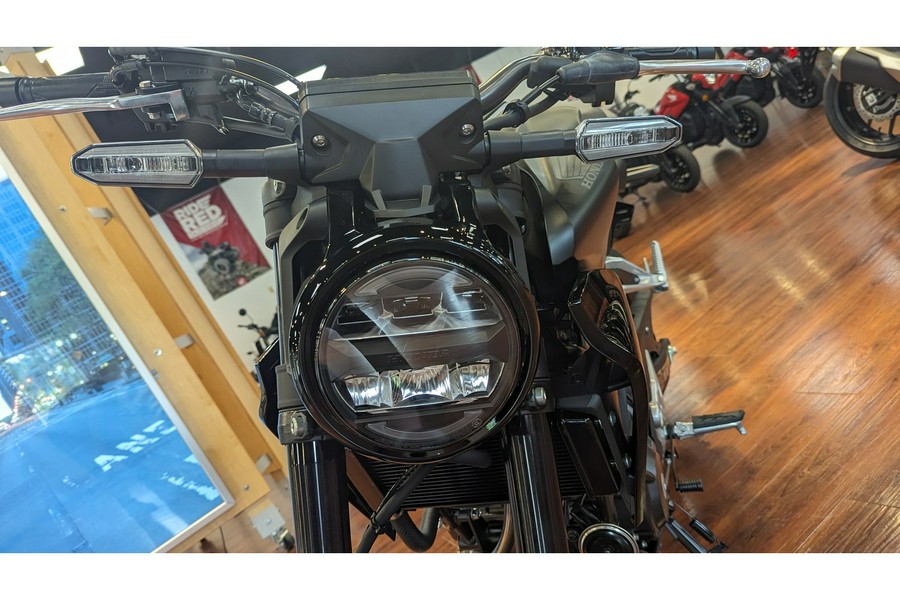 2025 Honda CB300R ABS