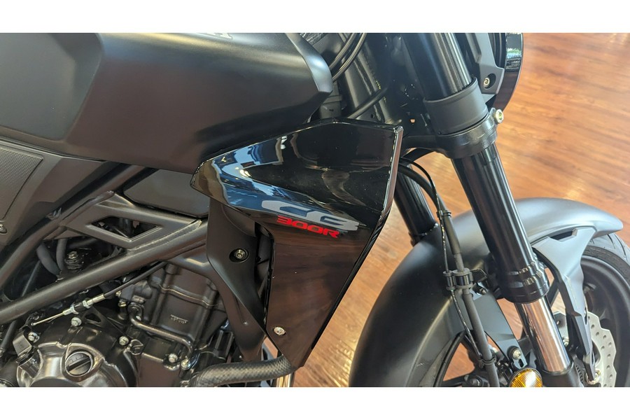 2025 Honda CB300R ABS