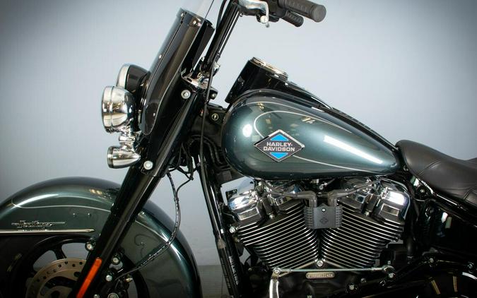2025 Harley-Davidson Heritage Classic FLHC