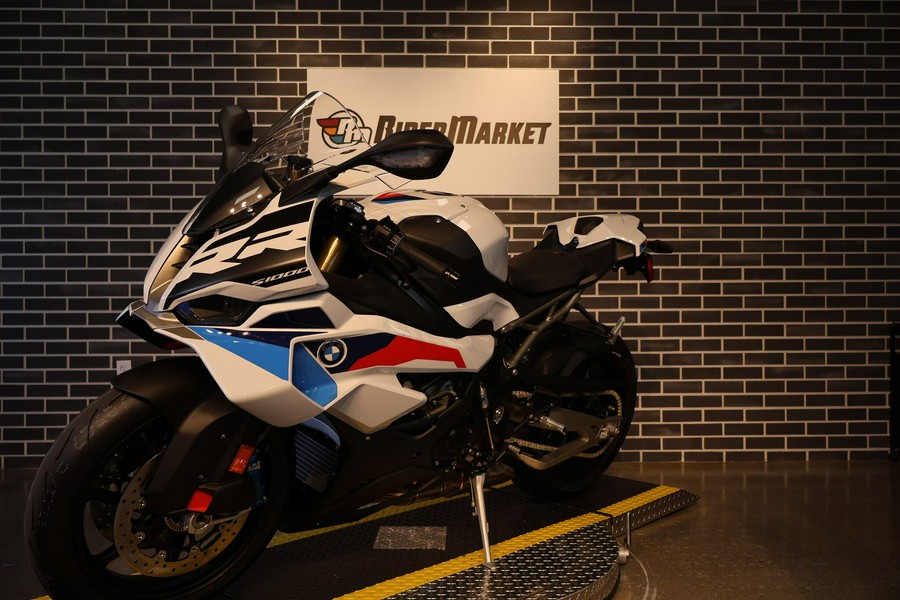 2026 BMW S 1000 RR