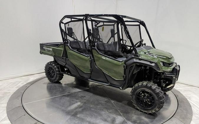 2023 Honda Pioneer 1000-6 Deluxe Crew