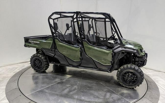 2023 Honda Pioneer 1000-6 Deluxe Crew