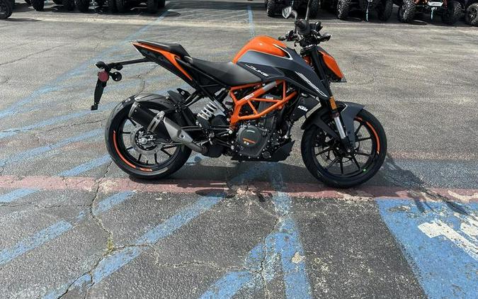 2023 KTM 390 Duke