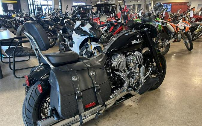 2022 Indian Motorcycle® Super Chief® Limited Black Metallic